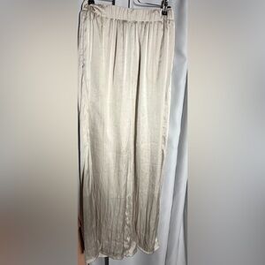 Dynamite Cream Flare Pants